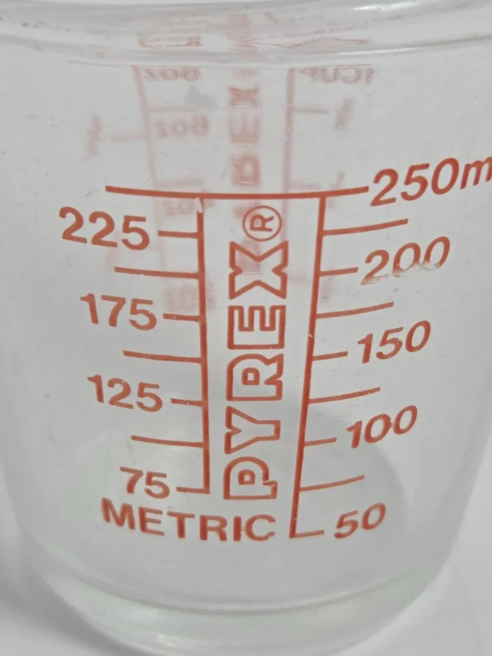 Vintage Pyrex Glass Liquid 1 Cup Measuring Cup Red Lettering 